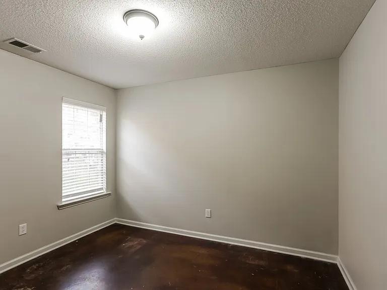 3044 Magnolia Dr — Photo 14