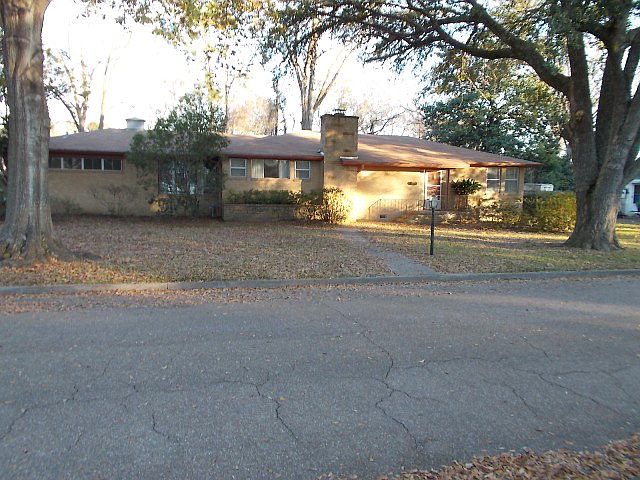 1st image of 1822 Edna Dr