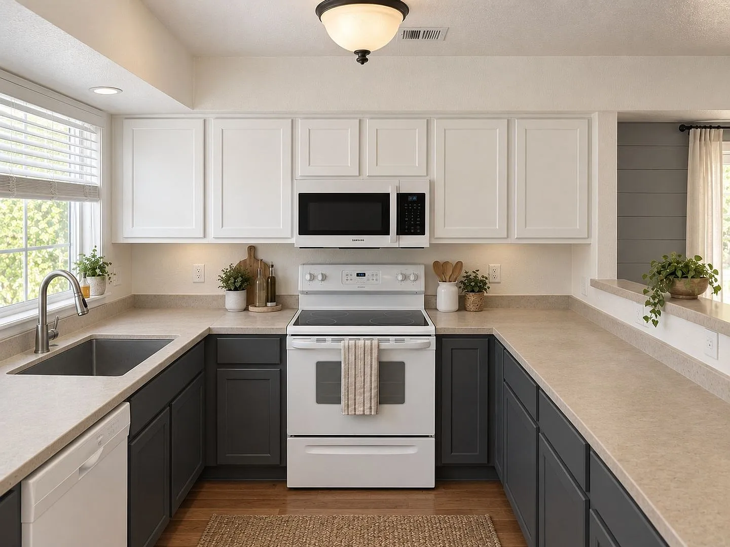 Spacious 2BR Townhome in Denver — Photo 3