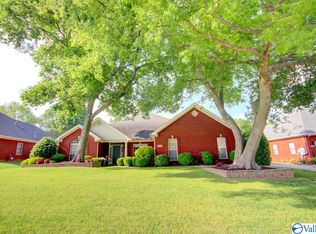 155 Lansdowne Dr, Madison, AL 35758