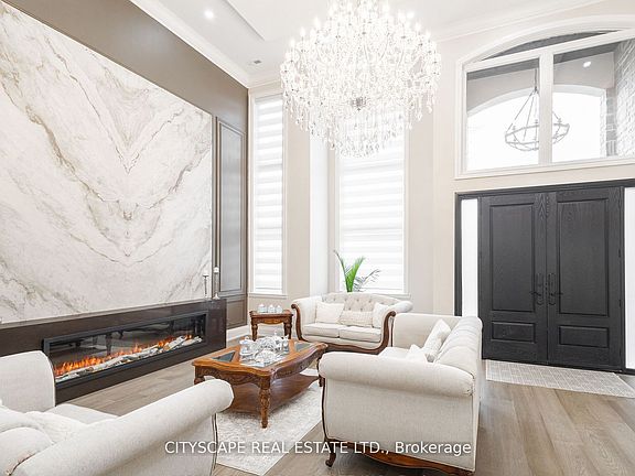 2nd image of 1270 Saginaw Cres