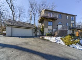 2600 Pennwood Rd, Lancaster, PA 17601