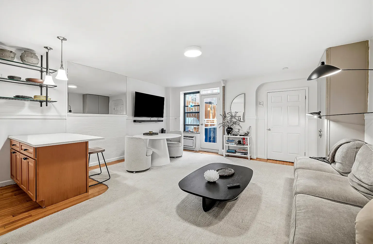 41 West 69th Street — Photo 1