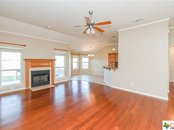 3rd image of 3301 Briscoe Dr