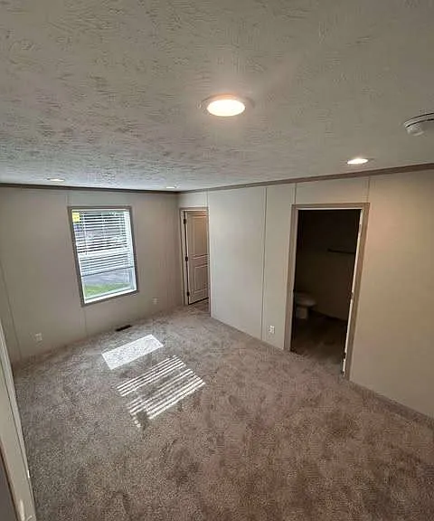 1083 W Highway 2 — Photo 15