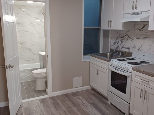 76 Carlton Ave APT 1