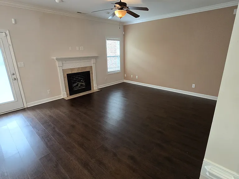 5005 Spellow Ln — Photo 17