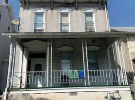 29 2nd St