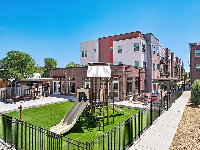 Baker School Apartments — Photo 4