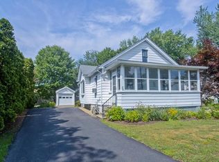 50 Kensington St, Feeding Hills, MA 01030