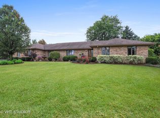 4 Rosewood Dr, Hawthorn Woods, IL 60047
