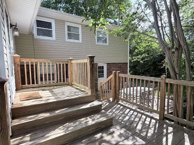 725 Wildflower Ln — Photo 42