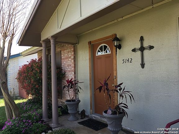 4th image of 5142 Village Path
