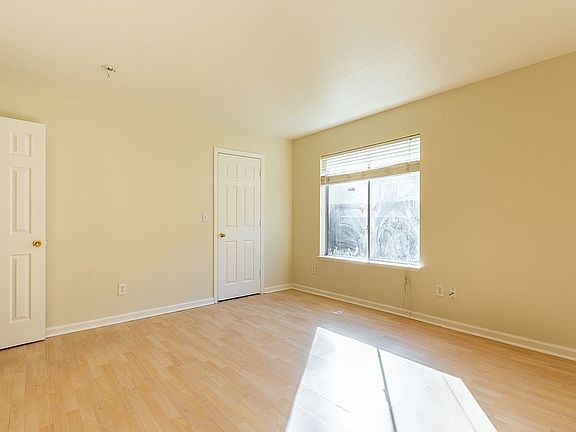 4th image of 600 Osprey Dr