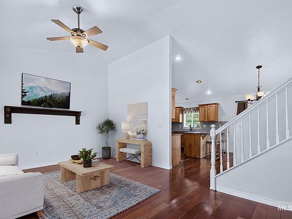 5th image of 11761 W Blake Dr