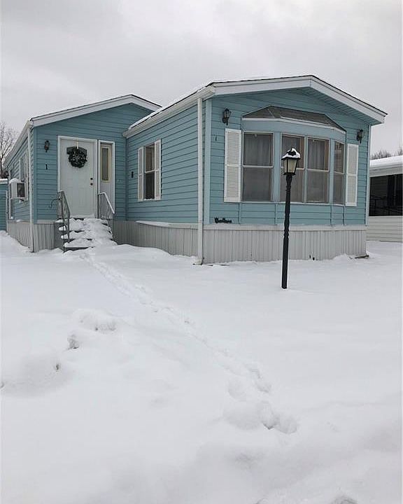 1st image of 1 Windridge Ln