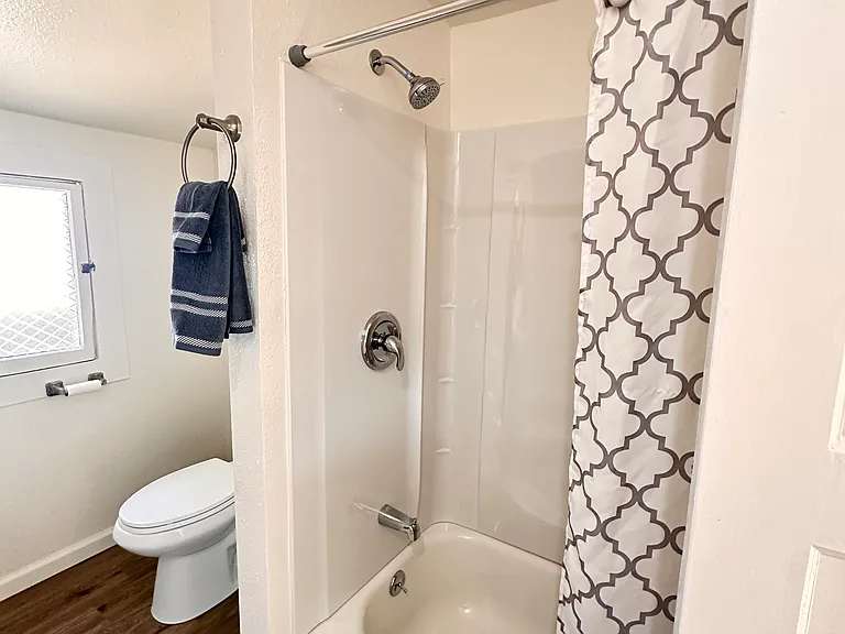 450 Randolph St #1 — Photo 9