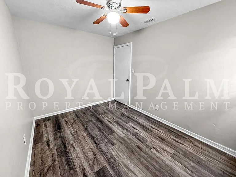 3744 Estelle Ave — Photo 29