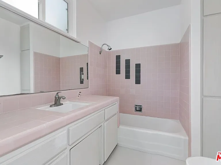 8531 Walnut Dr — Photo 18