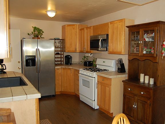 5th image of 4218 Cedar Dr