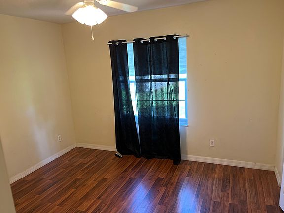 4th image of 17744 SE 117th Cir