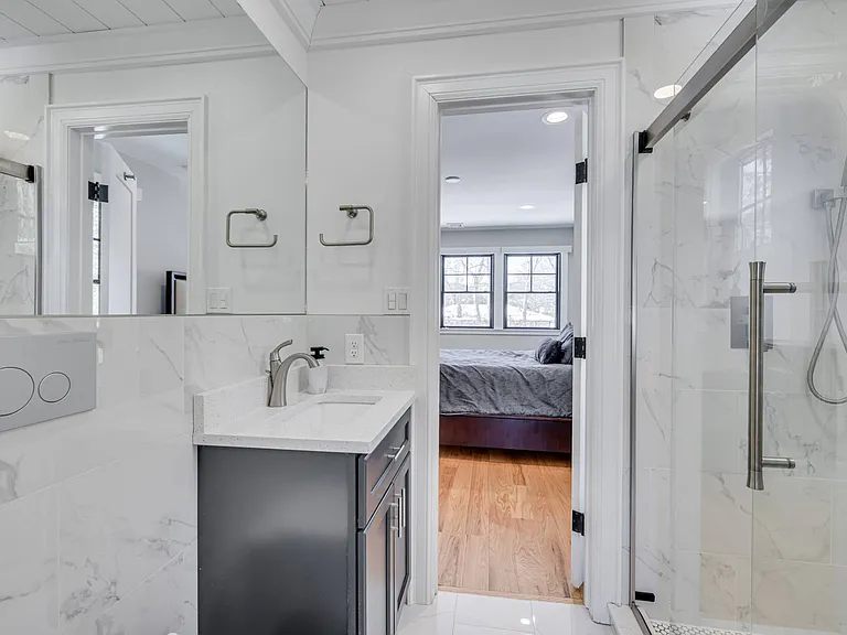 18 Sea Gate Ave — Photo 16