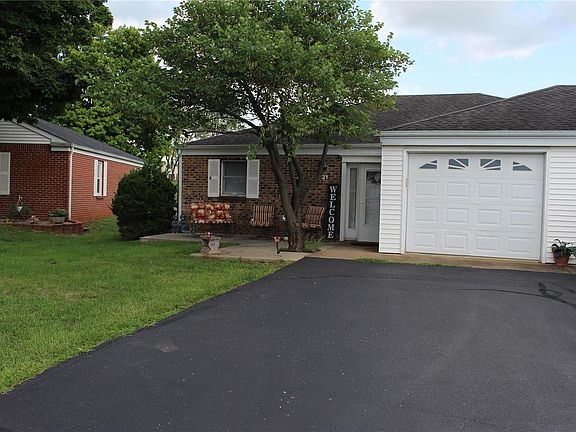 2nd image of 1121 N Desloge Dr