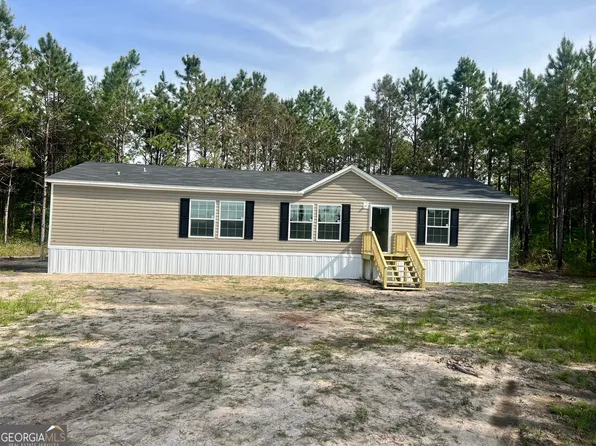 42 Rocket Ln, Hazlehurst, GA 31539
