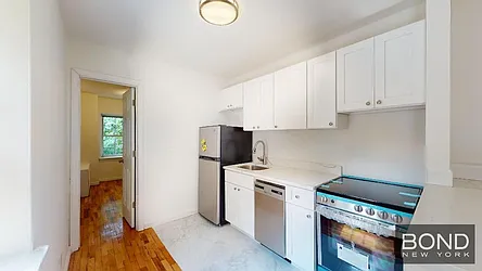 Rented by Bond New York