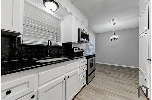 1228 Chippendale Dr Photo 1