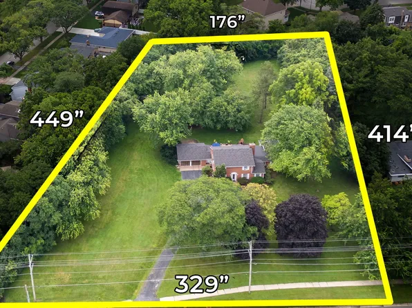 1180 E Chicago Ave, Naperville, IL 60540