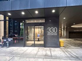 330 Richmond St W
