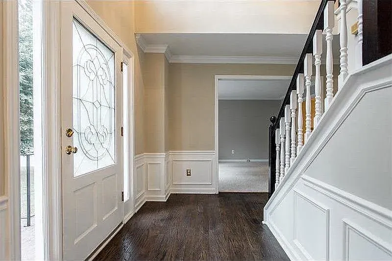 4 bed, 3000 sqft, $2,900 — Photo 2