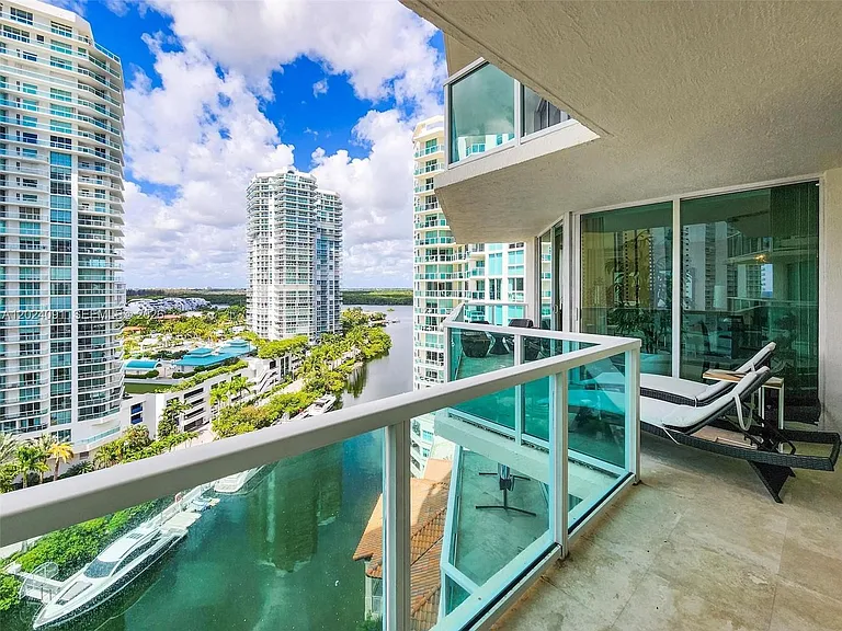 150 Sunny Isles Blvd #11204 — Photo 12
