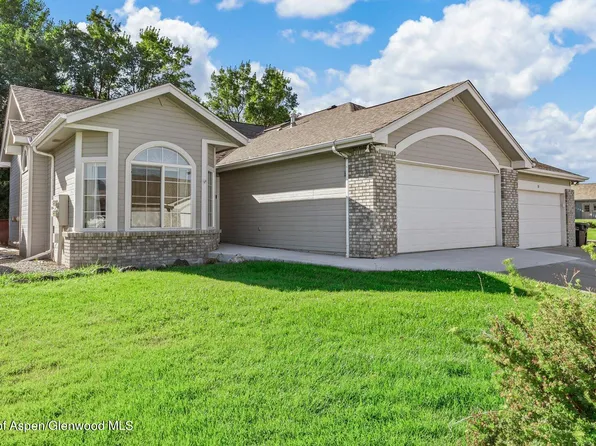 21 N Ridge Ct, Parachute, CO 81635