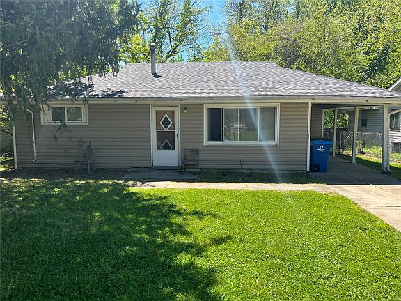3rd image of 2024 Bella Clare Dr