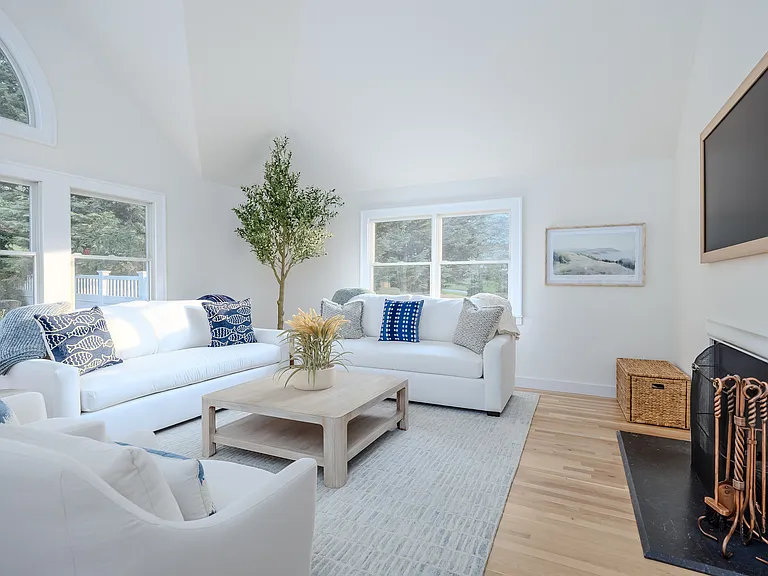 12 Knoll Rd — Photo 15