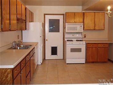 3rd image of 428 Coronado Dr