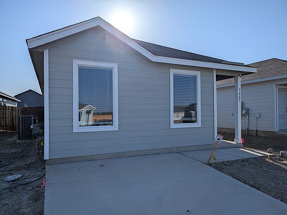 3rd image of 3807 Mill Ct