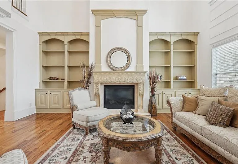 343 Summer Garden Dr — Photo 10