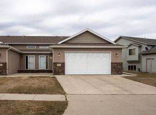 4404 53rd St S, Fargo, ND 58104