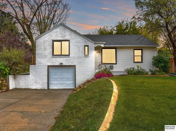 109 S 68th Ave, Omaha, NE 68132