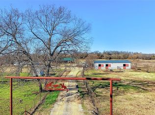 347 Horseshoe Rd, Tioga, TX 76271