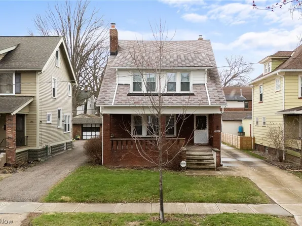 1284 Jackson Ave, Lakewood, OH 44107