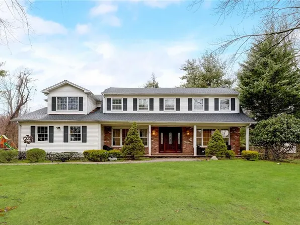 1 N Cairngorm Road, New City, NY 10956