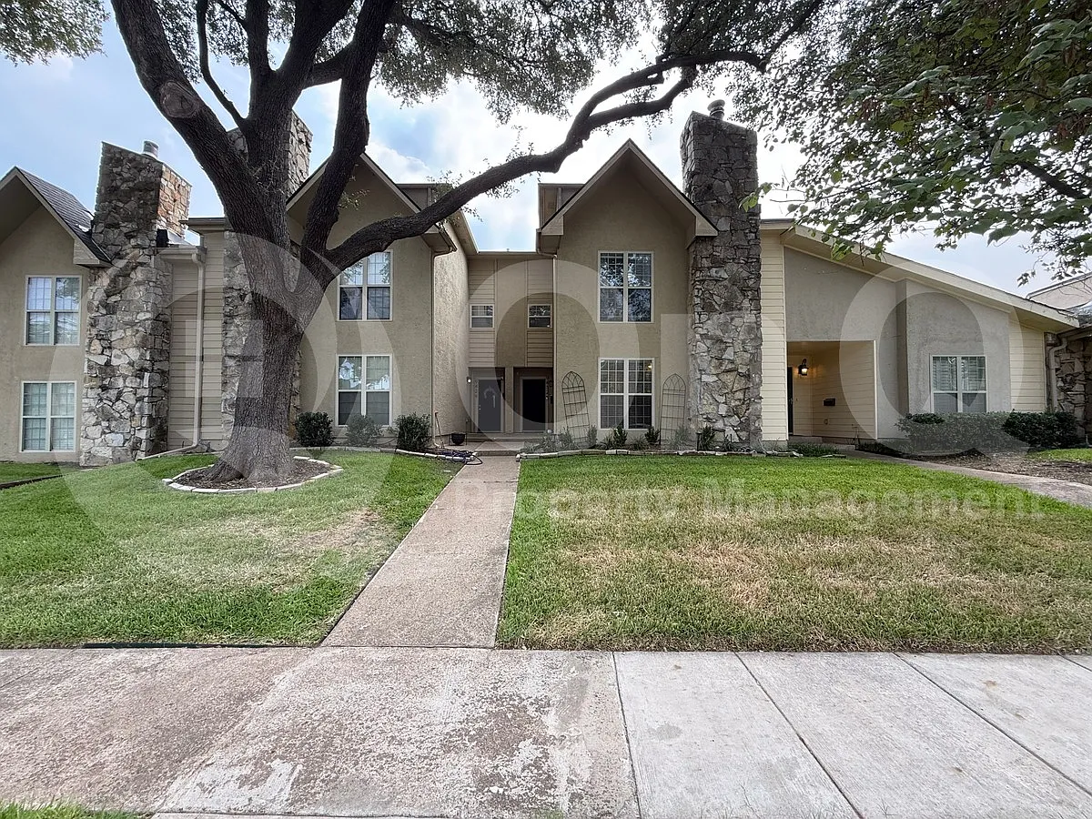 3 bed, 2.5 bath, 1878 sqft, $2,600 — Photo 1