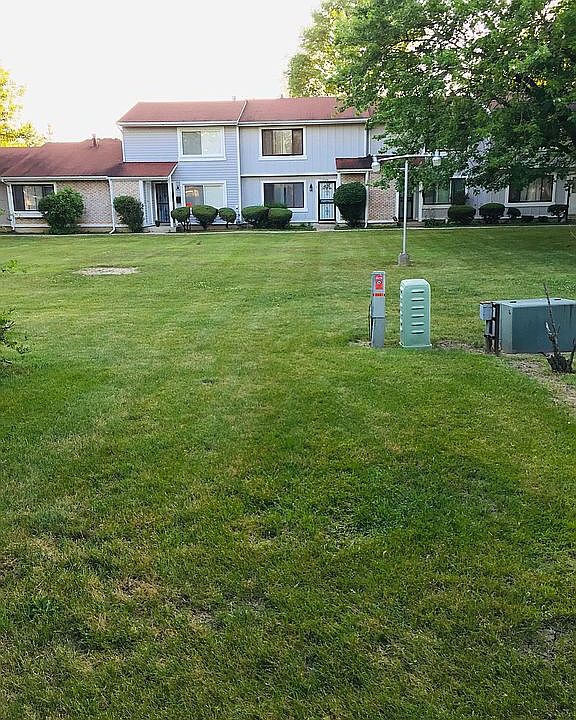 1st image of 2211 Windsor Ln