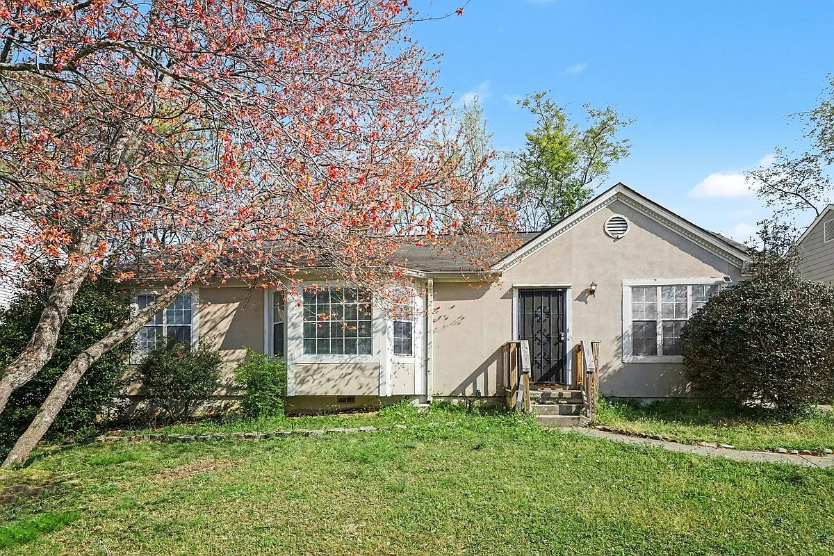 Building Photo - 6430 Charter Way