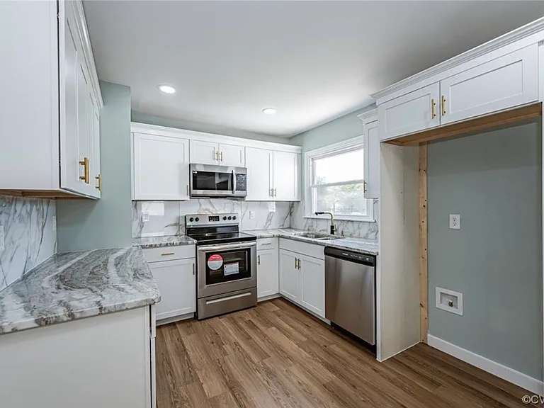 2310 Apollo Rd — Photo 5