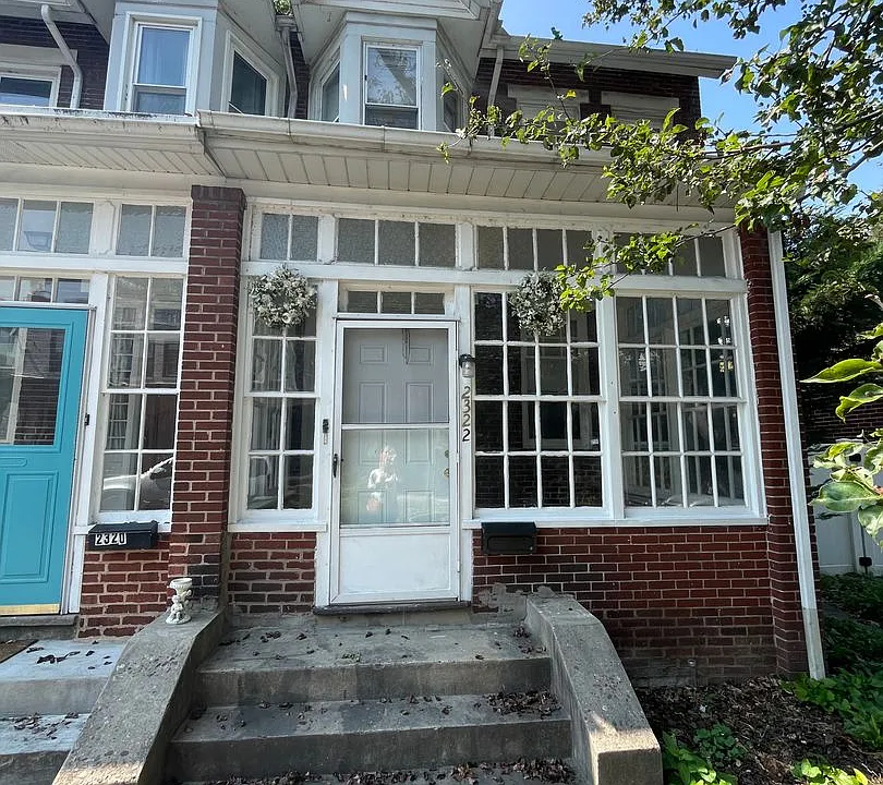 2322 Penn St